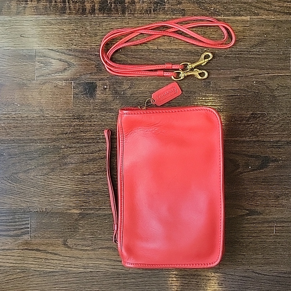 Vintage Coach Red Basic Bag NYC 9455